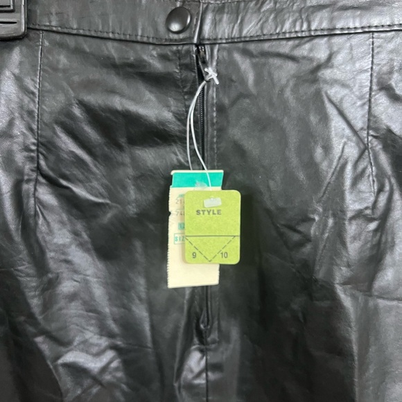 Vintage 1990s Genuine Leather NWT Deadstock Women's Pencil Mini Skirt Sz:9 / 10 - Picture 8 of 9